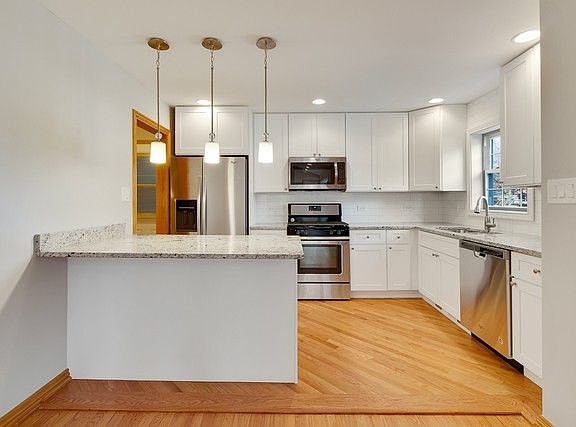 2nd image of 1701 Ferndale Ave