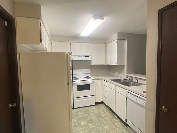 2nd image of 5803 13th Ave SE APT C