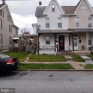 2830 Banks St, Harrisburg, PA, 17103