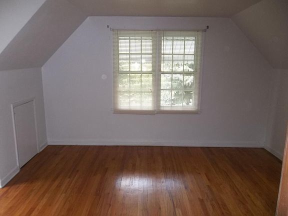 5th image of 15254 Douglas Rd