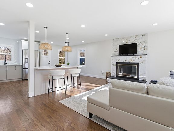 4th image of 18 Maple Place