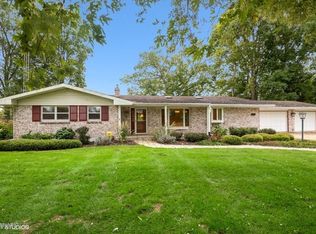 2153 Derfla Dr, Saint Joseph, MI 49085