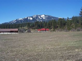 21 River Rd, Garden Valley, ID 83622