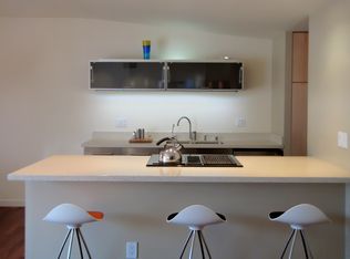 622 S Barrington Ave APT 103, Los Angeles, CA 90049