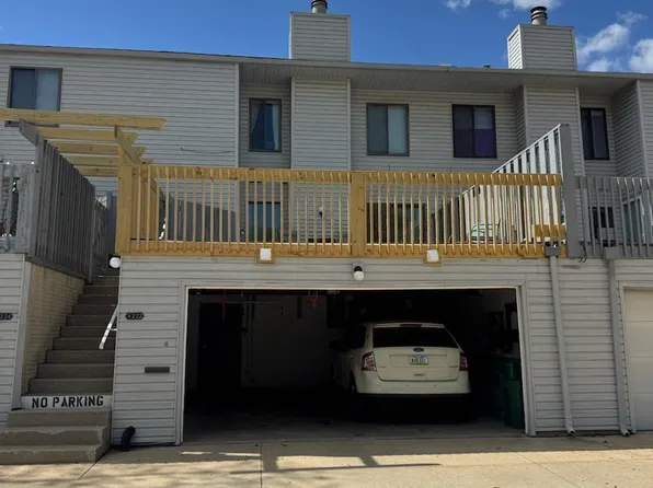 4222 Kris Line Dr, Waterloo, IA 50701