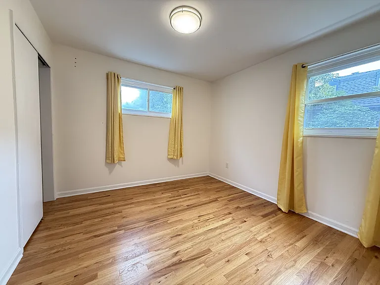 5835 Mount Vernon Dr — Photo 9