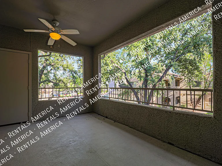 15050 N Thompson Peak Pkwy #2050 — Photo 25