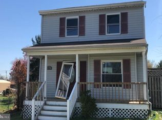 209 Cloverhill Rd, Pasadena, MD 21122