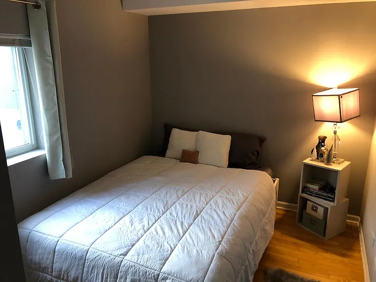 847 N Marshfield Ave #2R — Photo 5