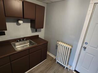 129 Oak St #7, Lewiston, ME 04240