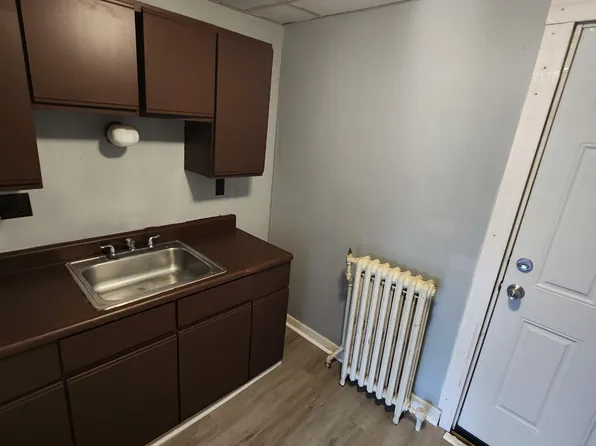 129 Oak St #7, Lewiston, ME 04240