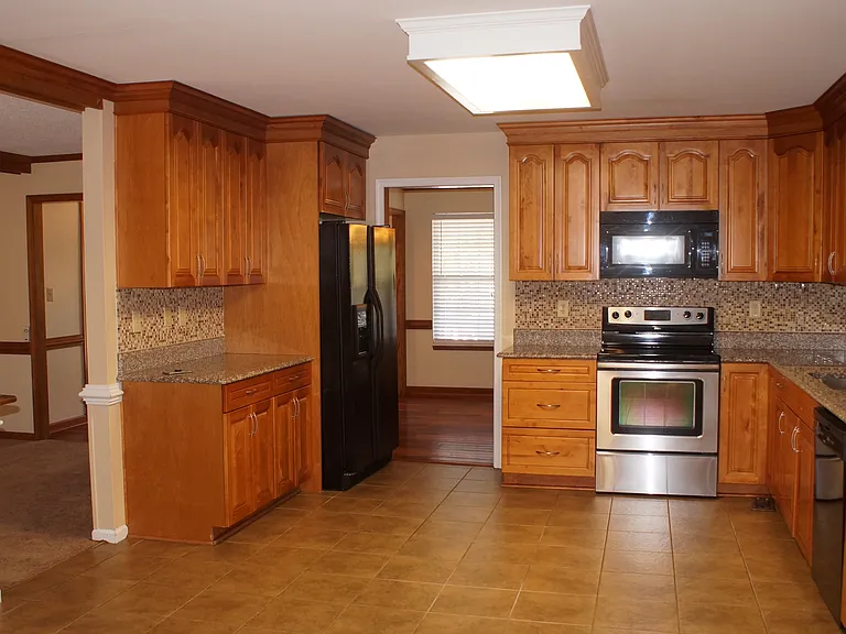 1221 Clearwater Ln — Photo 20