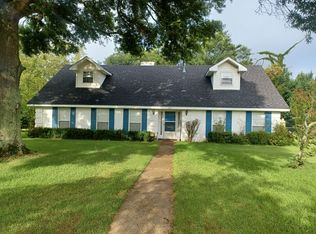 210 Tanglewood Dr, Alexandria, LA 71303
