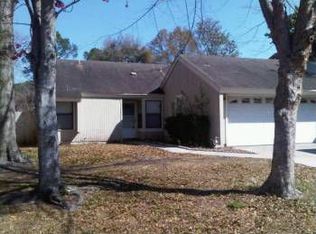 6727 Periwinkle Dr, Jacksonville, FL 32244