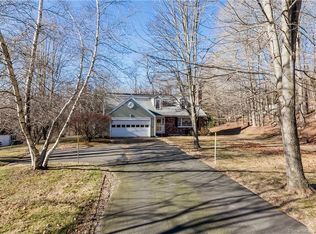 229 Grape Vine Rd, Higganum, CT 06441
