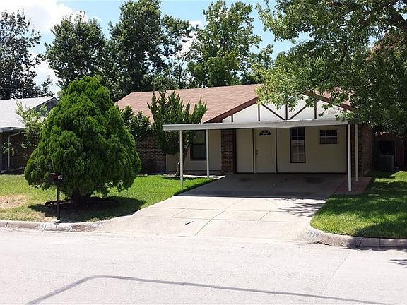 2nd image of 504 Allencrest Dr