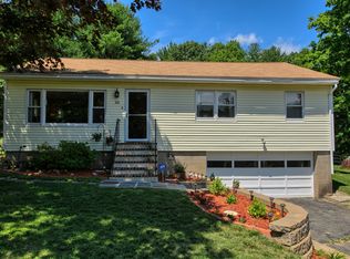 334 Hampshire Rd, Methuen, MA 01844