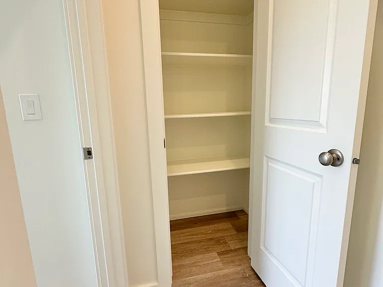 456 N 600 E — Photo 15