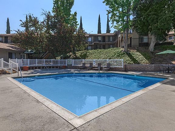 5th image of 1800 E Aroma Dr APT 160