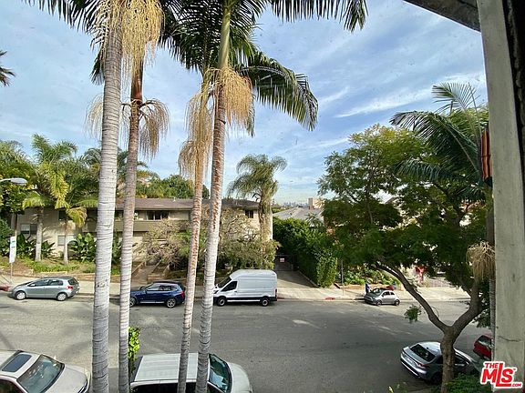 4th image of 8468 Fountain Ave #8476