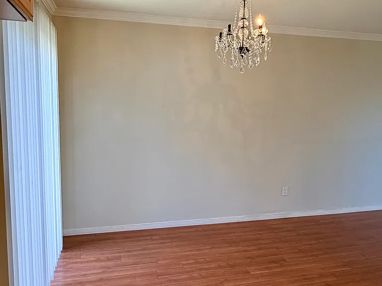 17041 Roscoe Blvd #3 — Photo 7