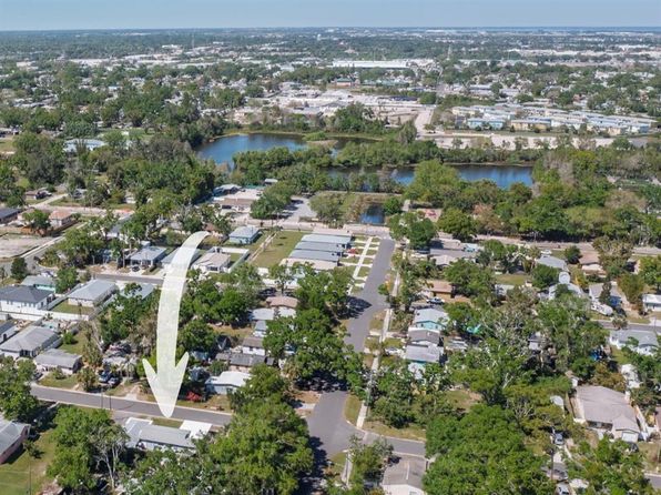 saint-petersburg-florida-46966603 picture