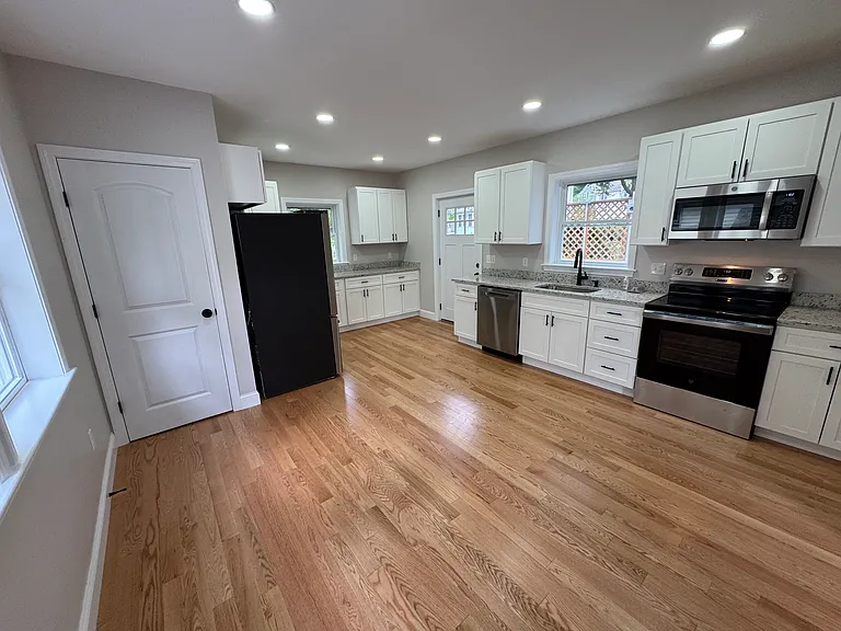36 Gould St — Photo 5