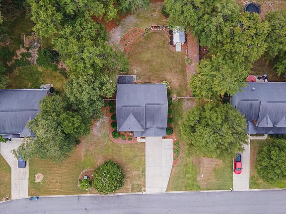 3rd image of 1986 Huron Dr