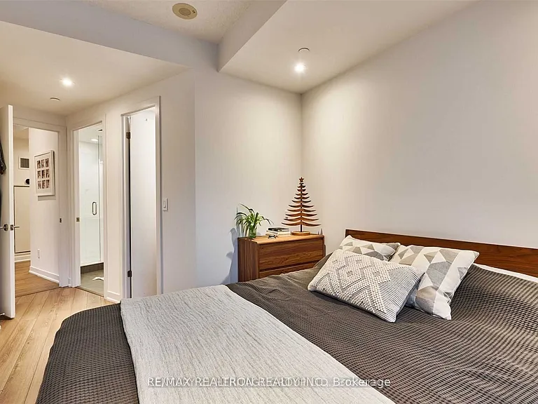 60 Berwick Ave #1507 — Photo 25
