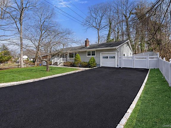 2nd image of 75 Hawthorne Road