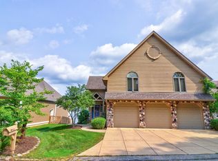 177 Waltonian Ter, Fox Lake, IL 60020
