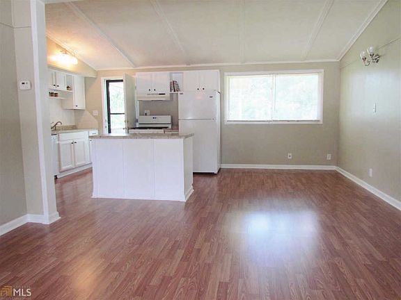 5th image of 118 Woodhaven Dr