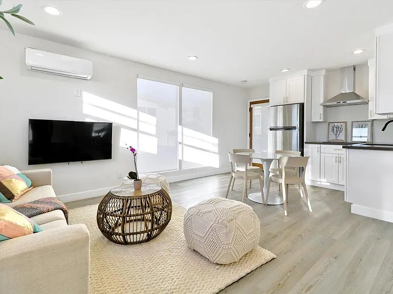 361 Flint Ave #A — Photo 4