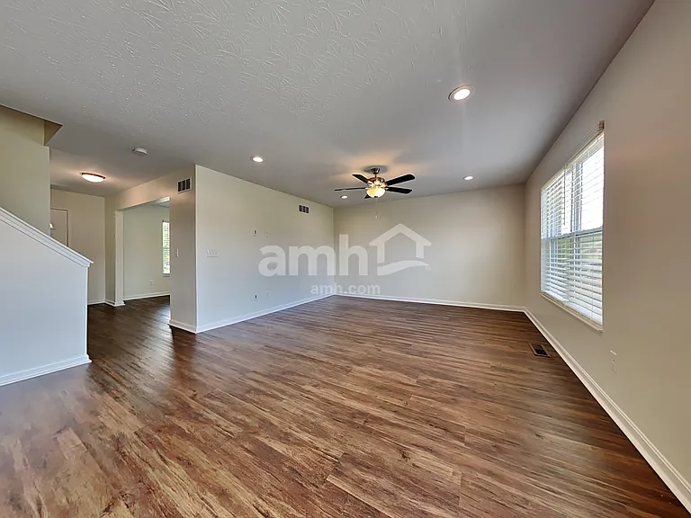 3260 Blue Springs Dr — Photo 6