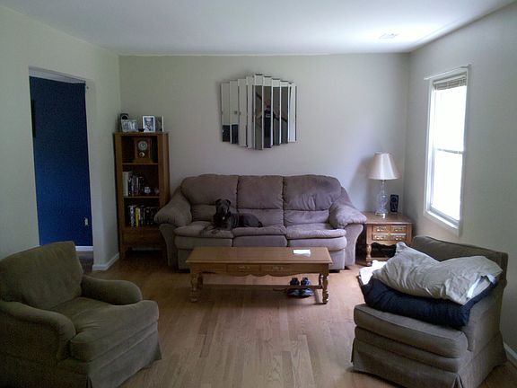2nd image of 2 Teton Dr