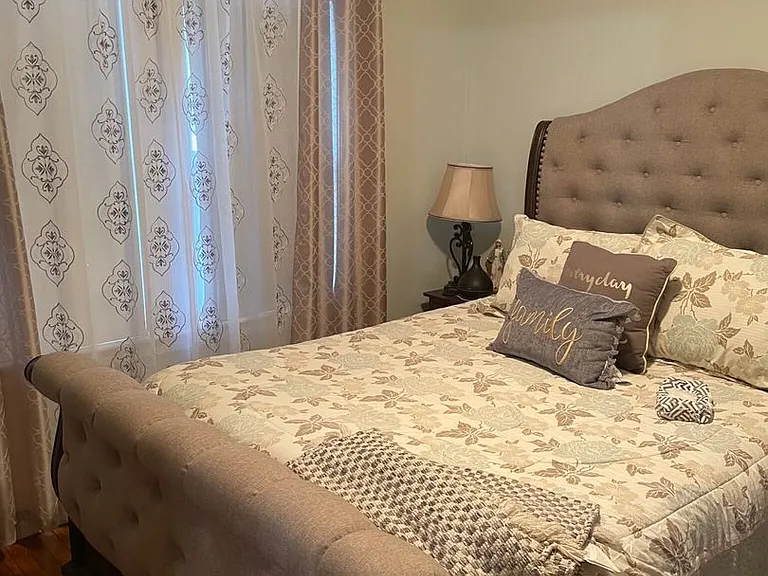 128 Westminster Ave #2 — Photo 10
