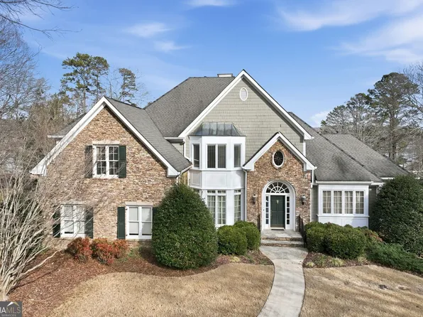 4328 Willow Oak Dr, Gainesville, GA 30506