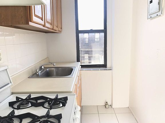 5th image of 4717 39th St APT 14B