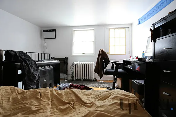 Rented by UpNext Real Estate | media 22