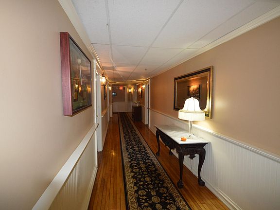 2nd image of 38 Freebody St #200