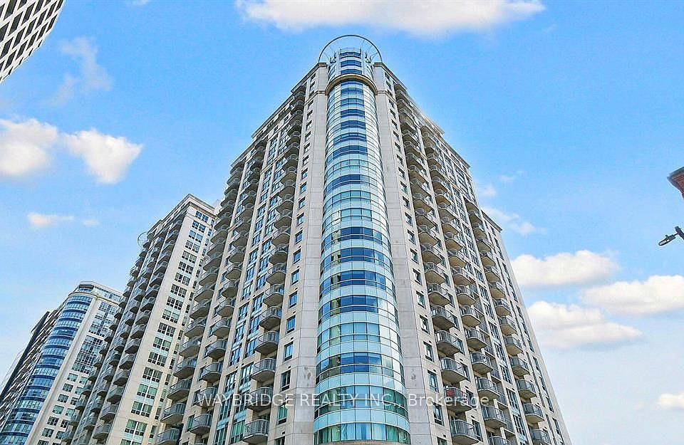 1st image of 200 Rideau St #906