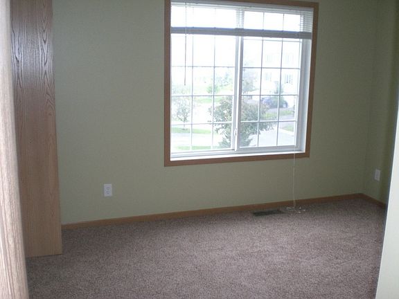 2nd image of 15535 Foghorn Ln