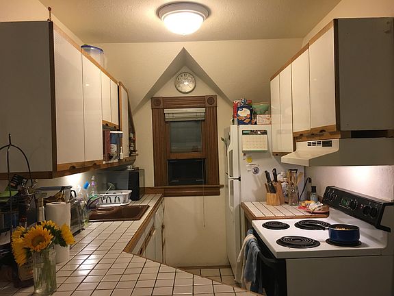 4th image of 1537 N Williams St APT B