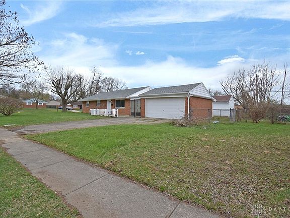 4th image of 683 Tyson Ave