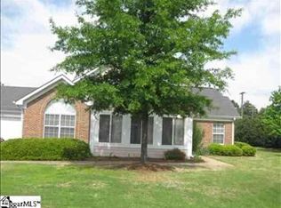 701 Heritage Club Dr, Greenville, SC 29615