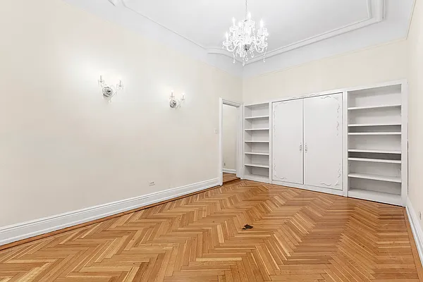 Sold by Corcoran | media 13