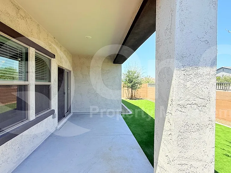 3026 W Straight Arrow Ln — Photo 22