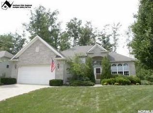 1179 Vineyard Dr, Medina, OH