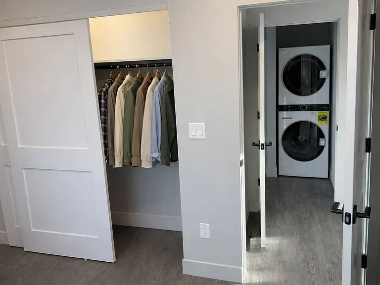 518 W Hayes St — Photo 21