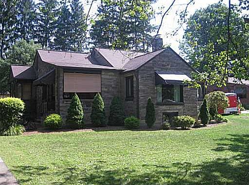 2nd image of 2213 Pleasant View Dr
